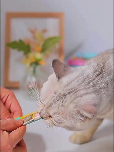 Liebao Cat Food 15g Tersedia 3 rasa Tuna/Cod/Ayam Makanan kucing Makan kucing Cemilan kucing penggemuk Snack kucing Makanan Basah Kucing Makanan ringan hewan peliharaan Cemilan kucing snack