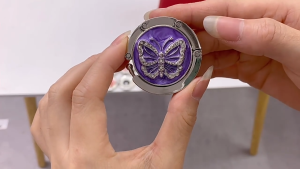 LVYIMAO Folding Hooks Hanger Hook Holder Unique Folding Round Metal Butterfly Pattern Crystal Alloy Purse Bag Decor Hang Portable