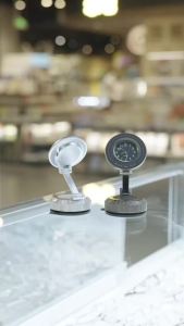 RICHMENT  Vacuum Suction Cup Magnetic Car Phone Holder with Clock Strong Magnet 360 Rotation Foldable Bracket for Smartphone