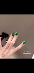 MIANEL 12ML Emperor Green Cat Eye Magnetic Gel Nail Polish Whitenning Winter Nails Green Nails Suitable For Nail Salons