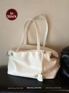 CHIO‘2ND | Oversized Simple Style Soft Leather Tote Bag