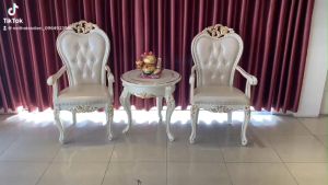 Bộ bàn trà tròn 2 ghế có tay vịn thư giãn dát vàng tân cổ điển nhập khẩu bọc da 950B-DV