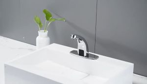 ก๊อกน้ำอัตโนมัติ ก๊อกน้ำเซนเซอร์อินฟราเรด ร้อนและเย็นอ่างล้างหน้าอ่างล้า Hands-free infrared bathroom basin faucet