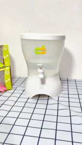 Infused Water Dispenser Air Portable 4.5 Liter Golden Sunkist KD1K-1210