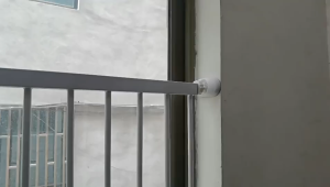 Baby Gate Wall Guard Protector 4 ชิ้นบันได Gate Extension Wall Saver สําหรับความดันติดตั้งประตูประตูทารกสัตว์เลี้ยงปลอดภัย