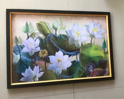 Hiasan dinding Cetak gambar lukisan bunga teratai putih plus bingkai ukuran 52cm x 35cm