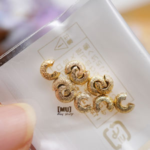 อุปกรณ์ทำเครื่องประดับ DIY ทองแดงชุบทอง ลูกปัด C ด้าน หัวเข็มขัดรูปจันทร์ 10 ชิ้น บรรจุภัณฑ์เดิม เครื่องประดับแฟชั่น