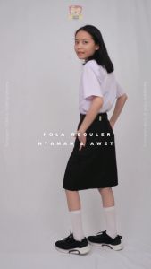 Seragam TOM - Rok SMP Span (L2) Pendek Hitam