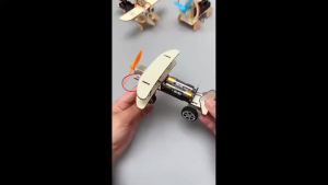 Bộ Đồ Chơi Mô Hình Máy Bay Trượt Tự Làm Dành Cho Trẻ Em - Đồ Chơi Xếp Hình Gỗ 3D Thủ Công Đồ Chơi Giáo Dục Quà Tặng Lễ Hội