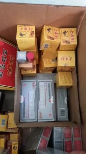 Combo 10 hộp (đỏ R) Kem bôi ngoài da khỏi hết ngứa nấm á sừng hắc lào vjêm da vảy nến công trùng đốt nước ăn chân tay...