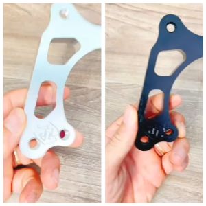 Pát trước Vario/Vision/Click  đĩa 220mm xài heo Nissin Fando Adelin 2 pis đối xứng màu đen màu hoặc trắng CNC