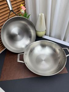 High-End 30cm Thickened 18/10 Stainless Steel Non-coated 3D Honeycomb Wok for Home Use Less Oil Smoke Easy to Clean