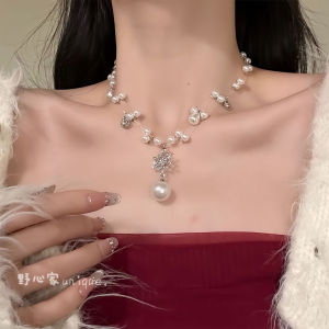 Original Design Pearl Necklace with Snowflake Pendant Choker Clavicle Chain White Single Layer Fashion Jewelry Accessory