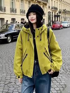 Good Fit Short Hooded Elegant Lightweight Jacket