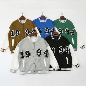 เสื้อเบสบอลสไตล์อเมริกันย้อนยุคแบบลำลองสำหรับฤดูใบไม้ผลิและฤดูใบไม้ร่วงสำหรับผู้ชายและผู้หญิง ทรงหลวม แขนยาว คอตั้ง