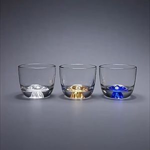 藏金杯 - 高档功夫茶杯，耐热玻璃描金茶具Cangjin Cup - Premium Kung Fu Tea Cup Heat-Resistant Glass with Gold Detailing