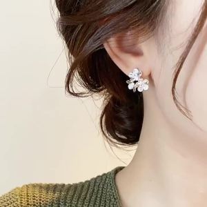 WENXI | 3D Silver Flower Earrings