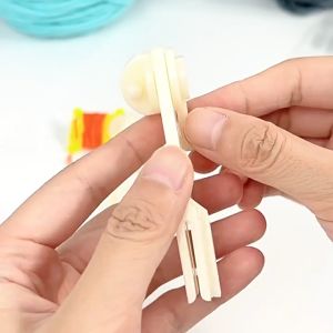 Dụng cụ quấn chỉ thêu bằng nhựa