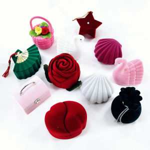 Shell Shaped Childrens Cartoon Jewelry Box for Rings and Necklaces Safe Storage for Proposing and Wedding Gifts