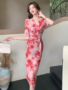Elegant Womens Fashion Graceful Printed V-Neck Mid-Sleeve Slimming Dress with Ruffles by Gugui Clothing