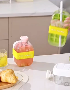 OHHDEER Cool Ice Cube Bottle Tray | Leak-Proof Ice Mold Cup | Press to Release | Large & Small Sizes