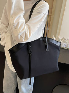 2024 New Versatile Commuter Tote Bag Lightweight Waterproof Handbag Casual Fashion Womens Bag Large Capacity Single Shoulder Bag