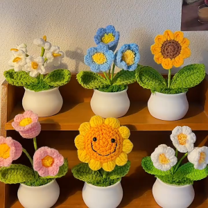 Keranixy Knitted Sunflower Handmade Crochet Simulation Flower Desktop Study Room Office Decoration Gift Bunga Buatan