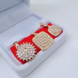 Lontin Permata Wanita: Aksesoris Fashion Awet & Anti Karat