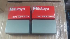 Mitutoyo No.513-404 Dial Indicator og Lever Dial Gauge ความแม่นยำ0.01ช่วง0-0.8มม. เส้นผ่านศูนย์กลาง32มม. เครื่องมือคุณภาพที่เชื่อถือได้