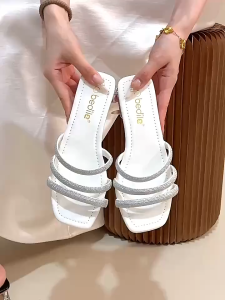 2026 new fashion casual flat head crystal heel ladies sandals