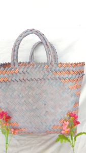 Tas Anyaman Plastik: Tas Praktis & Ramah Lingkungan Untuk Wanita