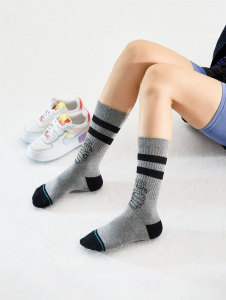 Stance | Seamless Summer Anti-odor Mid-calf Socks