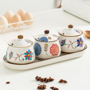 กล่องเครื่องปรุงรสเซรามิกเกรดอาหารพร้อมช้อน กล่องเครื่องปรุงรสพรีเมี่ยมสำหรับใช้ในครัว กล่องเครื่องปรุงรสแบบมีฝาปิด 3 ชิ้น