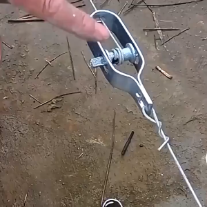 Wire Tensioner Multi-use Wire Rope Tightener Garden Cable Tightener Tool for Tensioning Cable