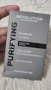 Makeup Revolution Skincare Purifying Pore Cleansing Charcoal Nose Strips - Deep Cleanse Minimize Pores 6 Strips