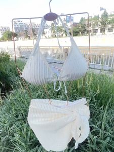 3 ชิ้น พร้อมส่ง ชุดว่ายน้ำบิกินี่สายฝอ Set พื้นฟุฏม ผ้าผูกเอวปักลายฉลุ พร้อมส่ง ชุดว่ายน้ำบิกินี่สายฝอ