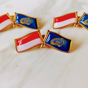 Pin & Bros Lencana Kuningan Cor Emas Bendera Indonesia dan KEMLU (Kementerian Luar Negeri)