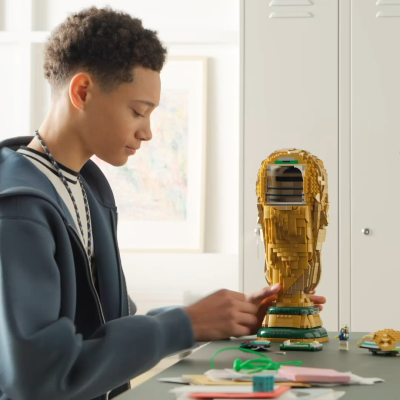 LEGO Editions 43020 FIFA® World Cup™ Official Trophy (2842 Pieces)