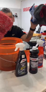 Sonax Premium Wash Bucket Kit 15L Pail with Grit Guard