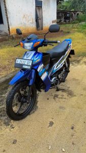 STRIPING STICKER LIS LES POLET yamaha fizr fiz r f1zr 2004 2005 biru putih list body standar kualitas termurah