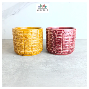 The Leaferie Otto plant pots. flowerpot . flowerpots . flower pot . planter . planters
