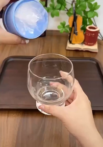 2pcs Round Ice Cube Molds Silicone Sphere Ice Mold Maker Easy Release Circle Ice Cube Mold with Lids Spherical Ice Makers with Lids for Whiskey Cocktails Bourbon and Drinks