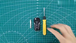 กรอบกุญแจพับ Ford Fiesta Focus พร้อมโลโก้ สามารถเปลี่ยนจากแบบเดิมเป็นแบบใหม่ได้ -เก็บเงินปลายทางได้