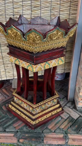 พานไม้ ขันธ์ 5 ไม้สัก ปาก กว้าง 48 สูง 75 cm บูชาครู ขันธ์ครู ขันไหว้ครู สีแดงโบราณ ปิดทองทองคำเปลวส่องประกายสุกปลั่ง ประดับกระจกสี