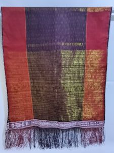 Ulos ragi hotang/pengantin tenun pintubatu pakaian adat batak toba