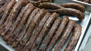 KanomNongHma คอเป็ด สูตรย่างกรอบ คอเป็ดย่างกรอบ หอมกรุ่น คอเป็ดขัดฟัน ลดหินปูน ขจัดกลิ่นปาก และขนมอบแห้ง ขนมสุนัข