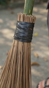 Velvet Buri Walis Tingting – Traditional Outdoor Broom with Wooden Handle for Yard & Garden