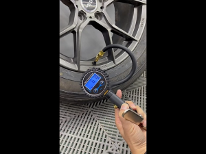 Digital Tire Pressure Gauge Inflator 250 PSI With Bleeder Valve 0.1 PSI Resolution Air Compressor Large LCD Display Pressure Monitoring