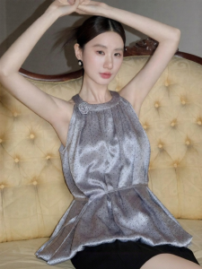 XXNING | Áo Blouse In Chấm Bi Dạng Quai Ngang Trễ Vai