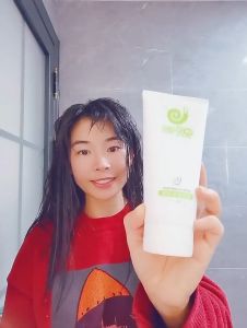 WOWO 🐌Topeng rambut berkhasiat蜗蜗营养发膜 WOWO Nutrition Hair Mask 180ml